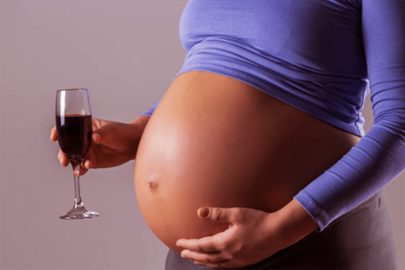 Чому вагітним не можна пити